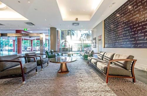Darwin City Centre Apartment | Harbourfront Resort - King Studio with Balcony & Pool