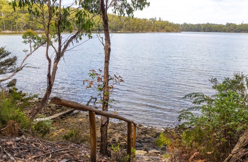 Southport Cabin | Hastings Bay Retreat