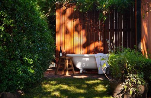 Woodend House | Hatherlie House Woodend