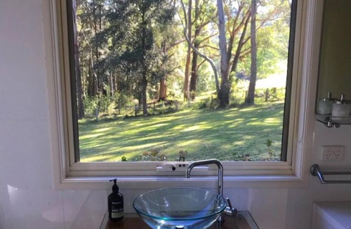 Jaspers Brush House | Haven Retreat