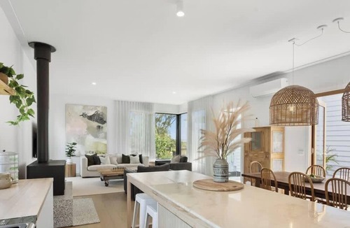 Newhaven House | Haven Stay 4BR Retreat