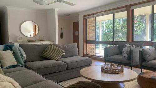 Hawks Nest House | Hawks Nest's Holiday Gem