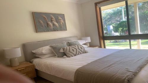 Hawks Nest House | Hawks Nest's Holiday Gem