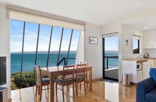 Coles Bay House | Hazards Hideaway - Freycinet Holiday Houses