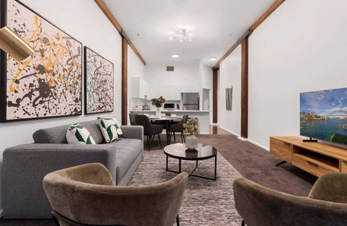 Darling Harbour Apartment | Heart of Darling Harbour