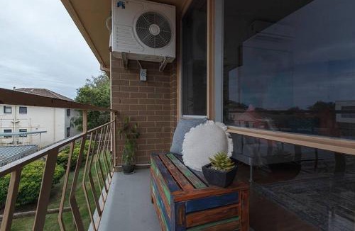 Ormond Apartment | Heart of Ormond Apartment by Ready Set Host