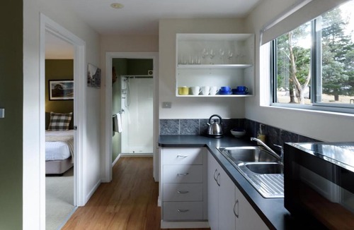 Black Hills Ski Chalet | Heimat Rural Retreat - Pademelon Patch Chalet