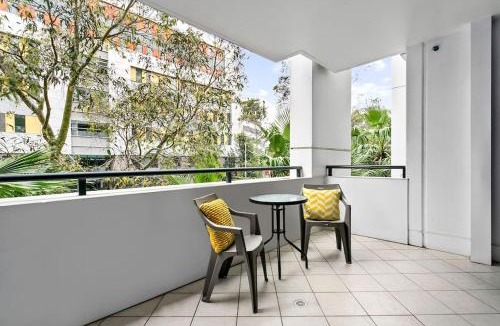 St. Leonards Apartment | HERB8 - Herbert Street - St Leonards