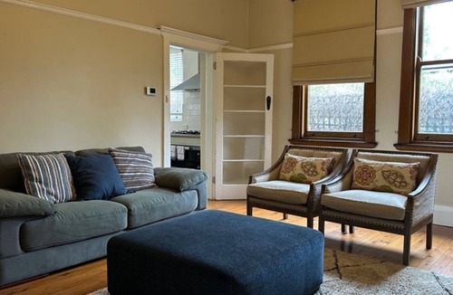 Orange House | Heritage Charmer | Roomy and cosy | Central Orange