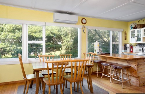 Ventnor House | Heyley Haven, the perfect family getaway.