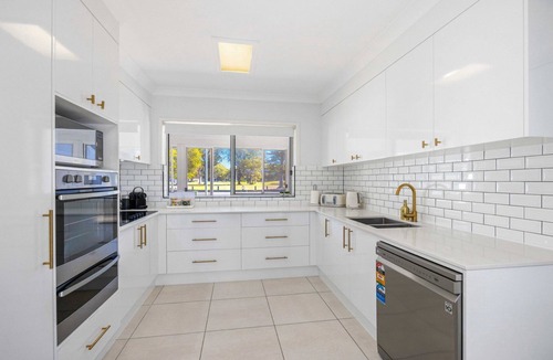 Port Macquarie House | Hibbard Waterfront Escape
