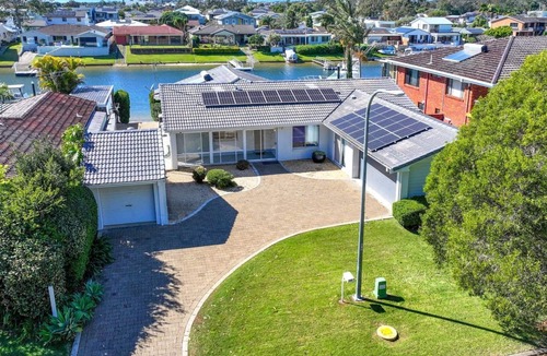 Port Macquarie House | Hibbard Waterfront Escape