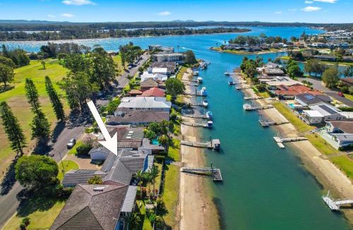 Port Macquarie House | Hibbard Waterfront Escape