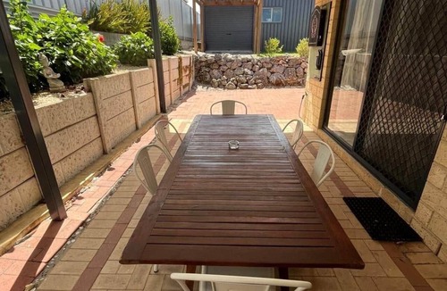 Eaton House | Hibiscus Haven in Eaton