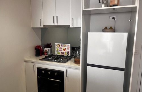 Carnegie Apartment | Hidden Gem on Neerim Road, Carnegie 2BR