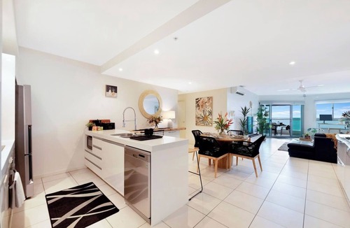 Darwin City Centre Apartment | High Top Retreat City Chic With Ocean Outlooks
