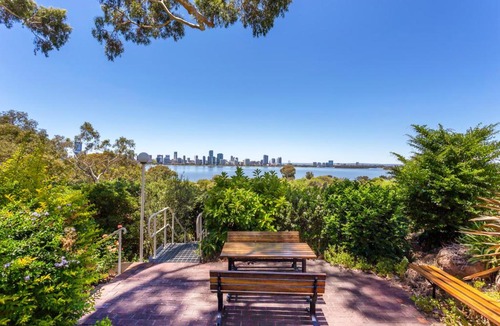 South Perth Apartment | High Tor Apartment 6