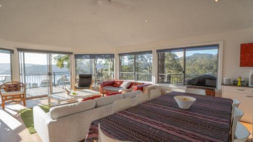 Wagstaffe House | 'High Views' by HolidayCo