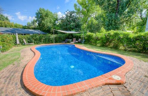 Bright House | Highland Valley Cottage 1