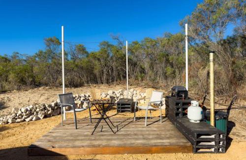 Jurien Bay House | Hill River Nature Reserve by Tiny Away
