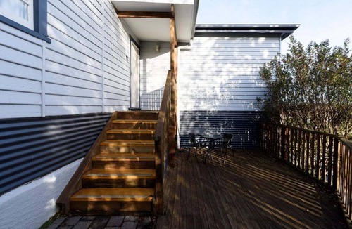 South Launceston House | Hillside Retreat Near Launceston CBD