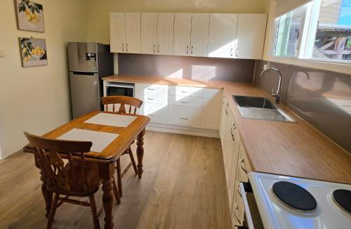 Sarsfield House | Hilltop Cottage