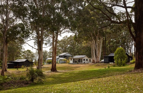 Benwerrin Villa | Hilltop Hideaway Villa One