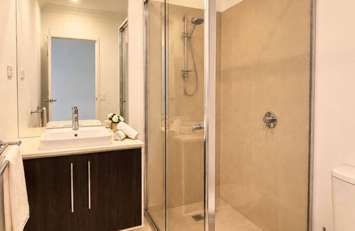Mudgeeraba House | Hinterland Nook - Stay near Robina & Cbus