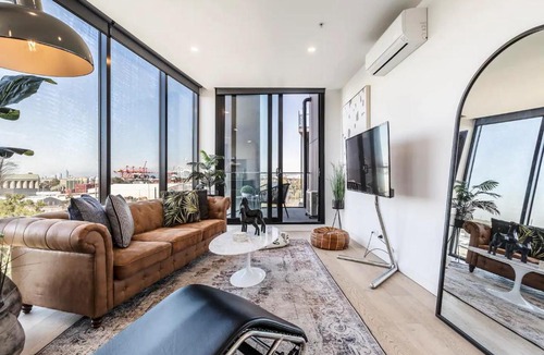 Footscray Apartment | Hip Condo on Maribyrnong River Cityscape Views!