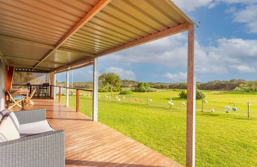Ledge Point House | Hip Nautic, where the bush meets the sea