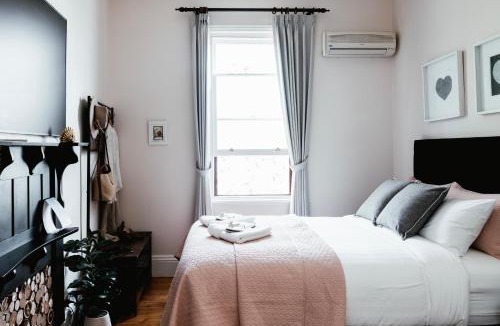 Queenscliff House | Historic Benambra Boutique Hotel Queenscliff c1883