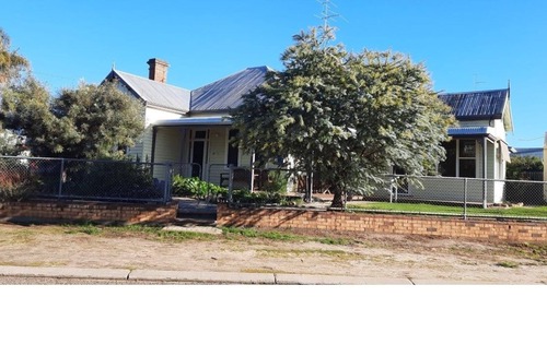 Northam House | Historic home on Avon River, Northam