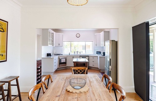 Orange East House | Historical cosy oasis | Orange NSW
