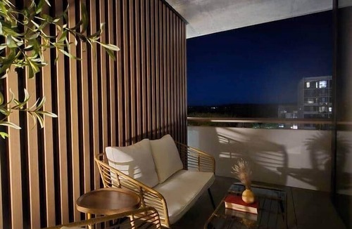 Dickson Apartment | Hiyas by Cadiz Properties