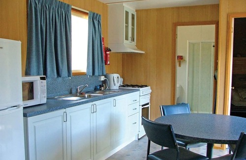 Kingston Cabin | Hobart Bush Cabins
