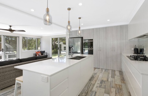 Wamberal House | Holiday Acreage - located at Wamberal