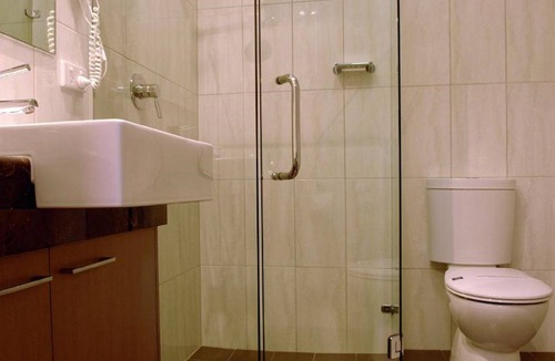 Mount Gambier Apartment | Holiday Break at Mount Gambier Sophisticated Suite