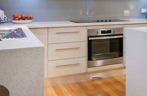 Mount Martha House | Holiday home with Pool, Spa, Games & Cinema Room, Pizza Oven
