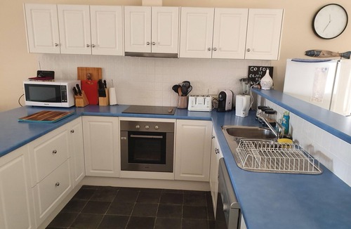 Moonta Bay House | Holiday Retreat - Short Walk to the Beach