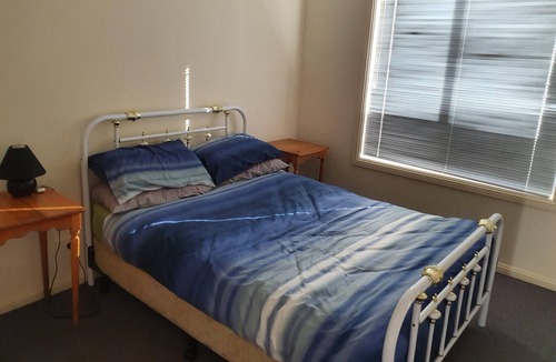 Moonta Bay House | Holiday Retreat - Short Walk to the Beach