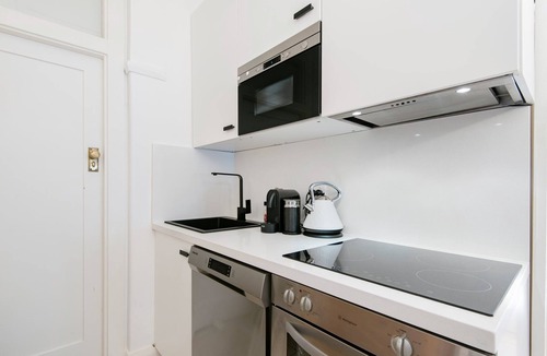 North Bondi Apartment | HolidayRento The Palm House North Bondi