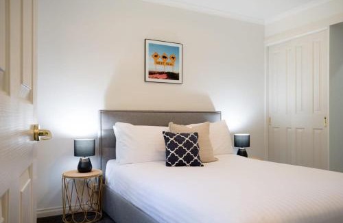 South Launceston Apartment | Homely Unit Located Near the City with Parking and Wifi