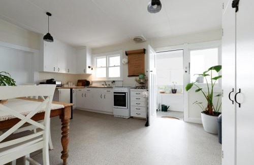 East Launceston House | Homey East Launceston Retreat
