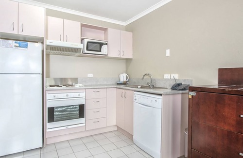 Jindabyne Apartment | Horizons 113 is a mere 3-minute walk to the heart of Jindabyne