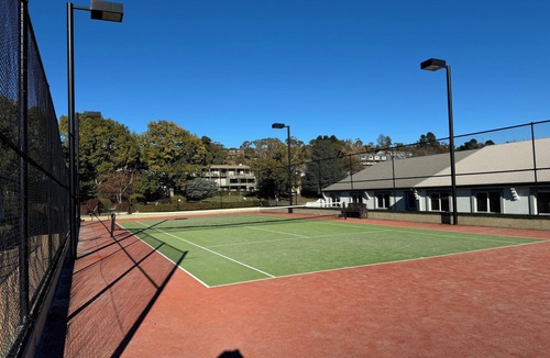 Jindabyne Apartment | Horizons 424 Lake Jindabyne Waterfront Apartment Sleep 6, 2 bedroom, 2 bathroom