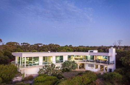 Margaret River House | Horizons House - spacious, ocean + bush views, peaceful