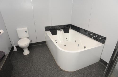 Horsham Hotel | Horsham Mid City Court Motel