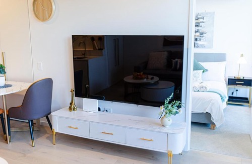 Box Hill Apartment | Hotel-style Apartment BoxHill FREE Parking Netflix