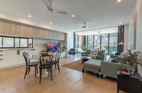 Rose Bay Apartment | House Banarung Coastal Residence
