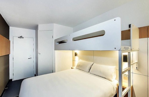 Strathfield South Hotel | ibis budget Enfield